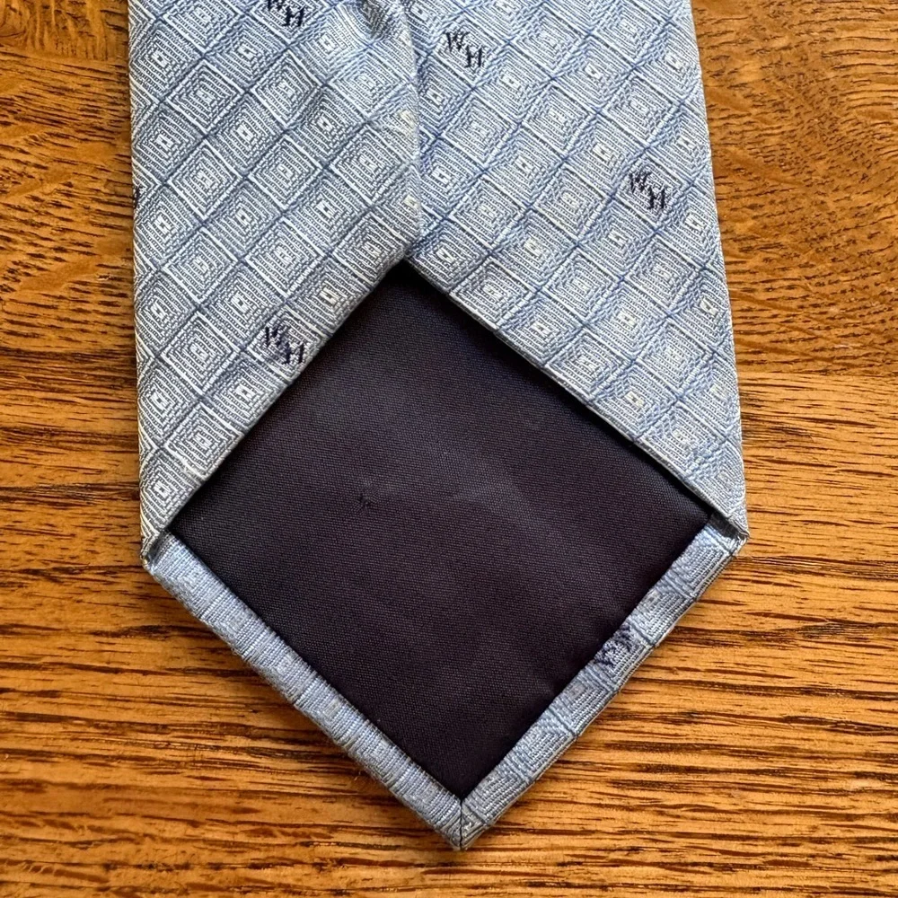 Vintage official Waffle House Uniform Men's Light Blue Tie- with “WH”